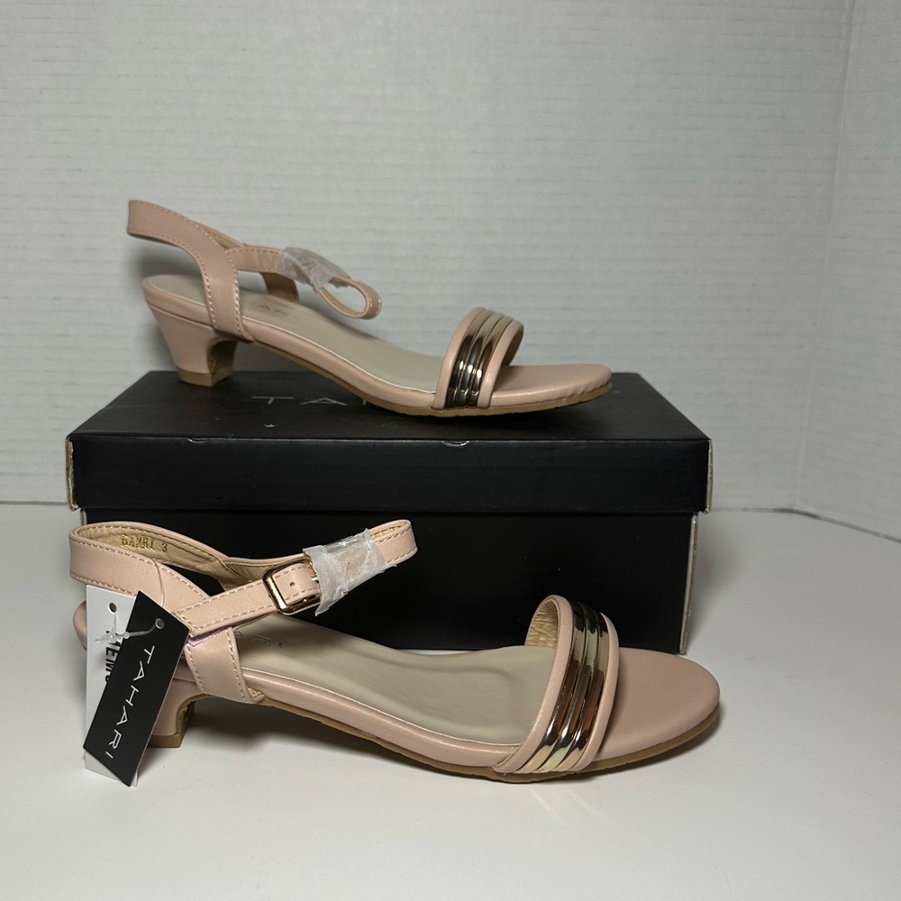 Tahari low heel sandal nude- Big Kids Size 3. Style Bambi